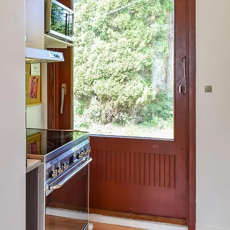 2 Bedroom Lovely In Сasa de vacaciones *